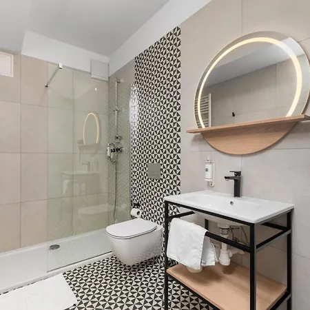 Apartamento Zamoyskiego 37 By Homeprime Parking Free *