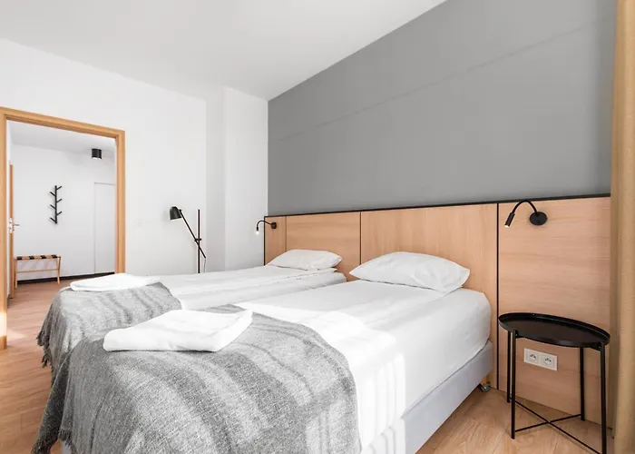 Apartment Zamoyskiego 37 By Homeprime Parking Free